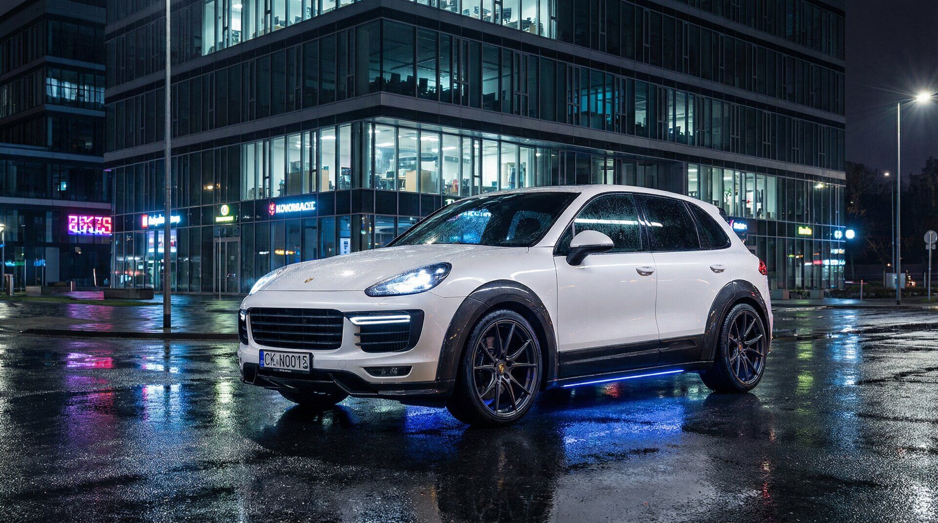 推特短视频：午夜精选车巡游视频